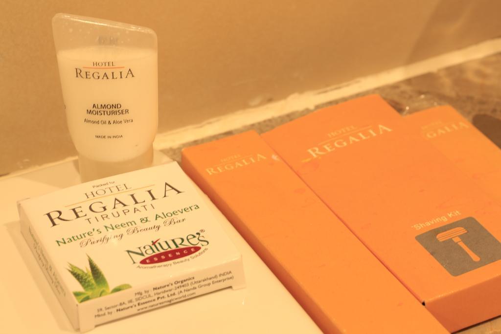 Hotel Regalia Tirupati Eksteriør bilde