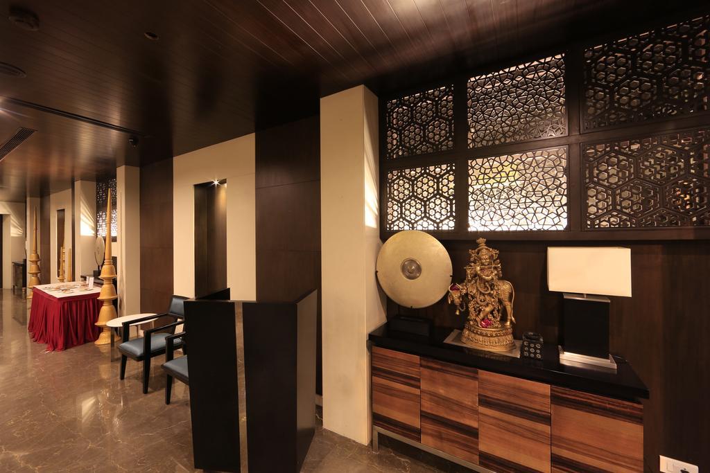 Hotel Regalia Tirupati Eksteriør bilde