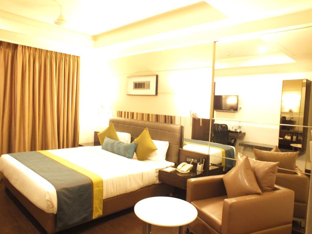 Hotel Regalia Tirupati Eksteriør bilde