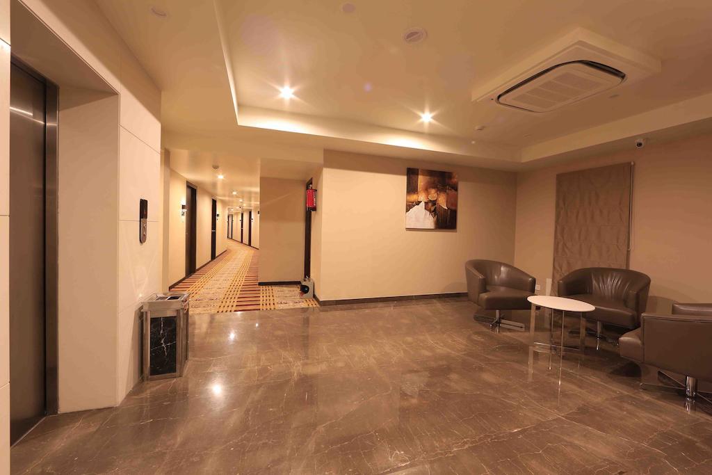Hotel Regalia Tirupati Eksteriør bilde
